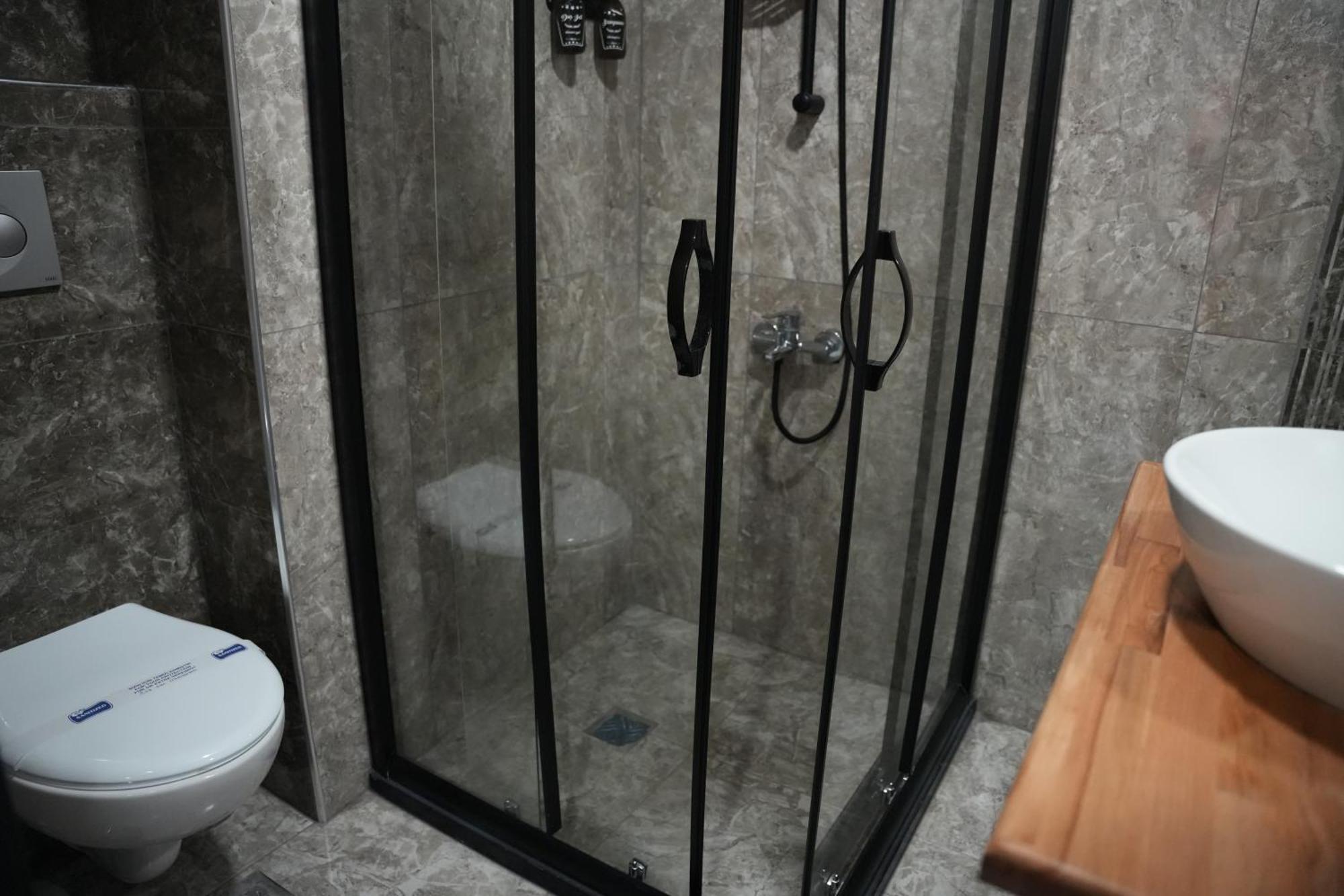 Eniza Hotel مرسين المظهر الخارجي الصورة