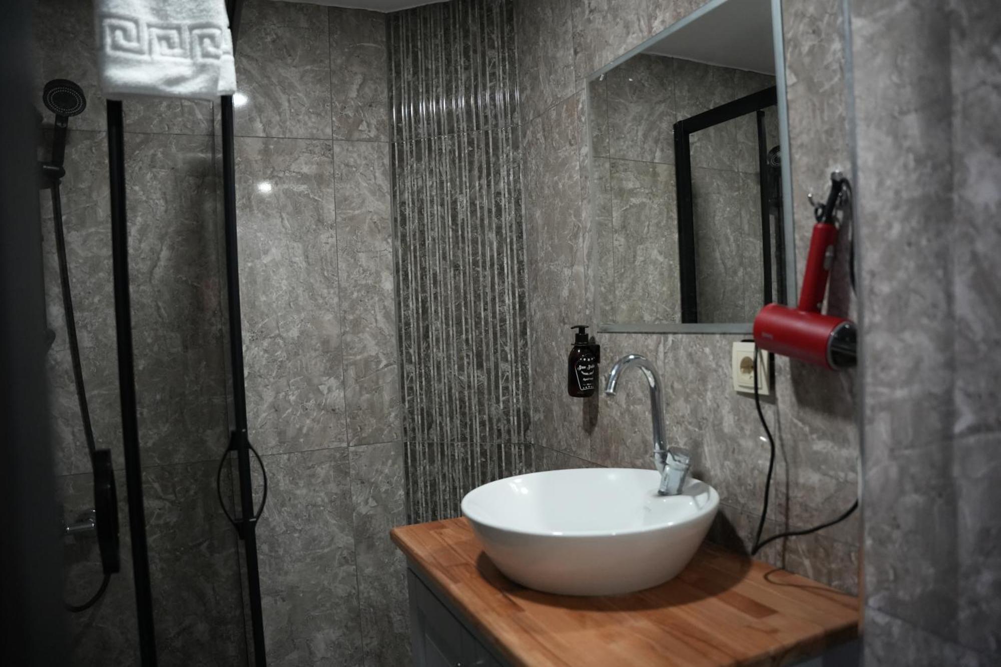 Eniza Hotel مرسين المظهر الخارجي الصورة