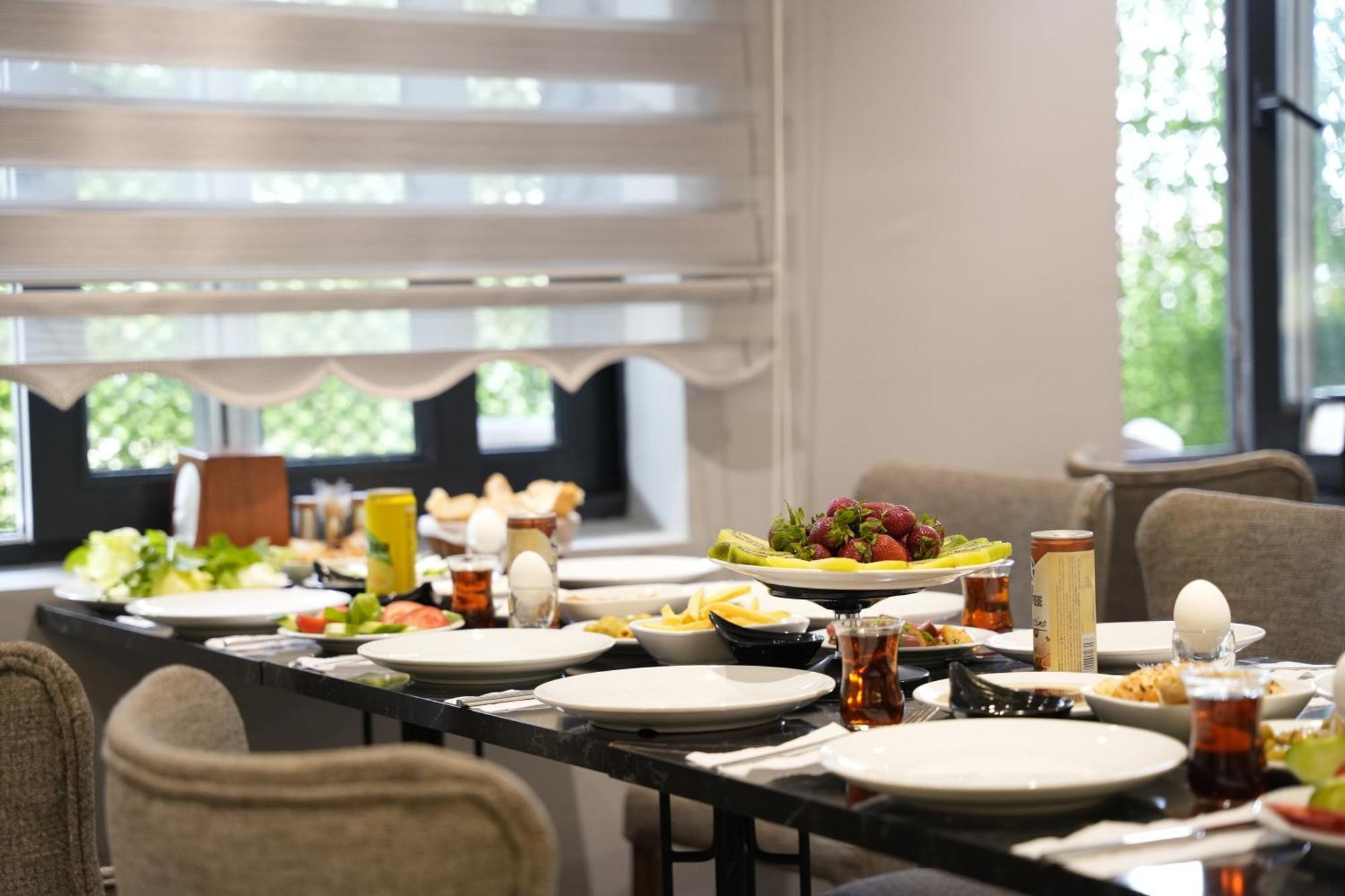 Eniza Hotel مرسين المظهر الخارجي الصورة